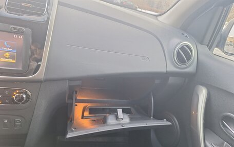 Renault Sandero II рестайлинг, 2017 год, 1 250 000 рублей, 13 фотография