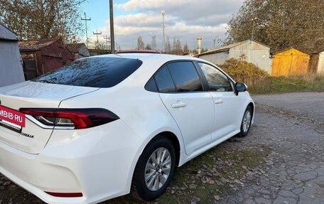 Toyota Corolla, 2021 год, 2 180 000 рублей, 3 фотография