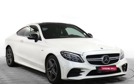 Mercedes-Benz C-Класс AMG, 2018 год, 4 700 000 рублей, 3 фотография