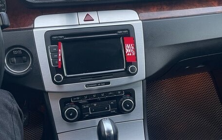 Volkswagen Passat B6, 2010 год, 1 100 000 рублей, 11 фотография