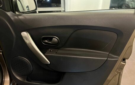 Renault Sandero II рестайлинг, 2020 год, 1 280 000 рублей, 27 фотография