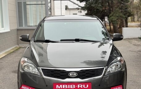 KIA cee'd I рестайлинг, 2010 год, 880 000 рублей, 2 фотография