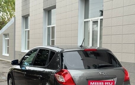 KIA cee'd I рестайлинг, 2010 год, 880 000 рублей, 4 фотография