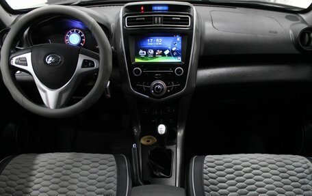 Lifan X60 I рестайлинг, 2017 год, 670 000 рублей, 15 фотография