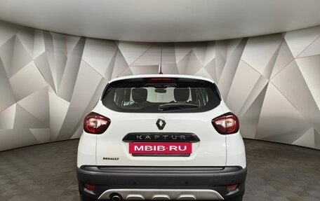 Renault Kaptur I рестайлинг, 2017 год, 1 373 000 рублей, 8 фотография