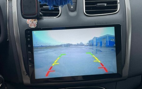 Renault Logan II, 2017 год, 645 000 рублей, 6 фотография