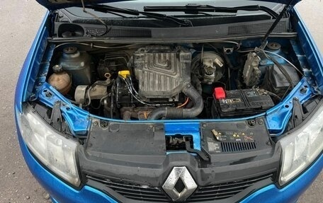 Renault Logan II, 2017 год, 645 000 рублей, 4 фотография