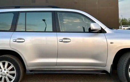 Toyota Land Cruiser 200, 2008 год, 2 400 000 рублей, 5 фотография