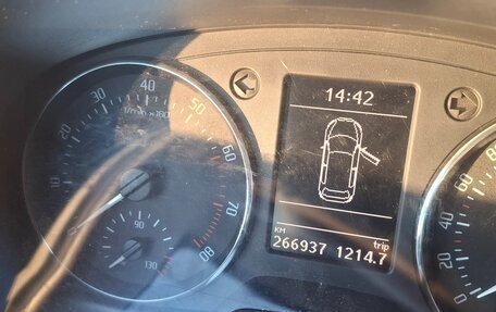 Skoda Roomster, 2012 год, 400 000 рублей, 4 фотография