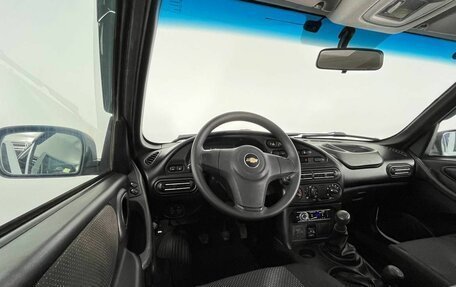 Chevrolet Niva I рестайлинг, 2018 год, 850 000 рублей, 11 фотография