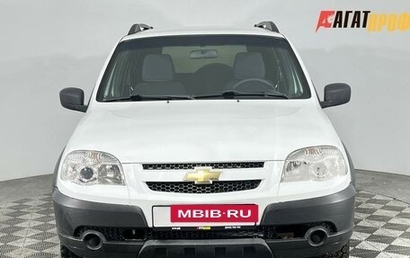 Chevrolet Niva I рестайлинг, 2018 год, 850 000 рублей, 2 фотография