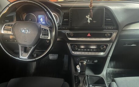 Hyundai Sonata VII, 2019 год, 2 150 000 рублей, 9 фотография