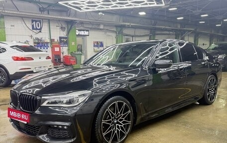 BMW 7 серия, 2017 год, 4 200 000 рублей, 3 фотография
