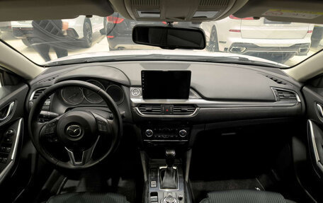 Mazda 6, 2015 год, 1 680 000 рублей, 18 фотография