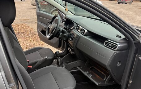 Renault Duster, 2021 год, 1 800 000 рублей, 11 фотография