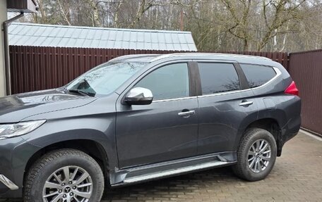 Mitsubishi Pajero Sport III рестайлинг, 2019 год, 2 800 000 рублей, 3 фотография