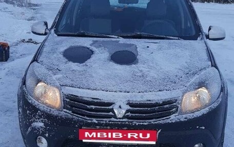 Renault Sandero I, 2013 год, 600 000 рублей, 2 фотография