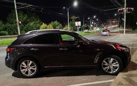 Infiniti FX II, 2013 год, 1 700 000 рублей, 1 фотография