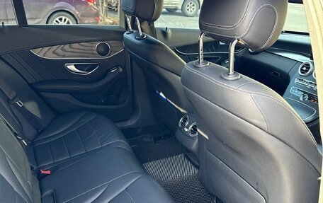 Mercedes-Benz C-Класс, 2016 год, 2 400 000 рублей, 22 фотография