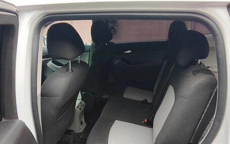 Chevrolet Orlando I, 2014 год, 865 000 рублей, 13 фотография