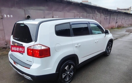 Chevrolet Orlando I, 2014 год, 865 000 рублей, 4 фотография