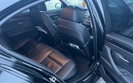 BMW 5 серия, 2010 год, 1 650 000 рублей, 8 фотография