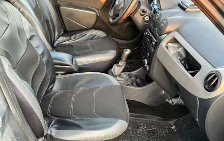 Renault Logan I, 2011 год, 200 000 рублей, 8 фотография