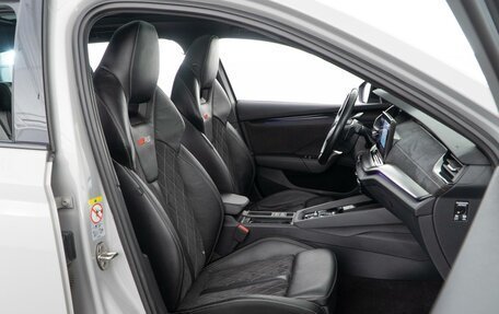 Skoda Octavia RS, 2021 год, 5 374 444 рублей, 10 фотография