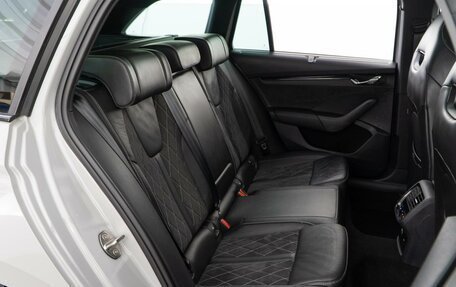 Skoda Octavia RS, 2021 год, 5 374 444 рублей, 9 фотография