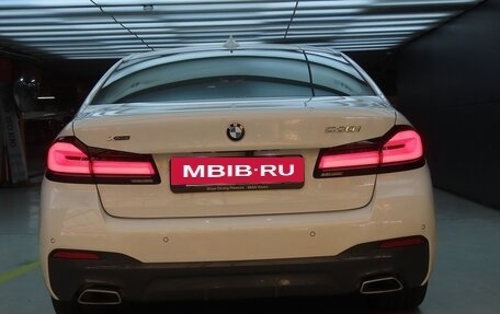 BMW 5 серия, 2022 год, 4 880 000 рублей, 4 фотография