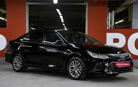 Toyota Camry, 2016 год, 2 080 000 рублей, 3 фотография