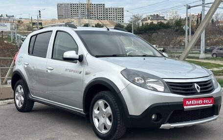 Renault Sandero I, 2014 год, 718 000 рублей, 1 фотография
