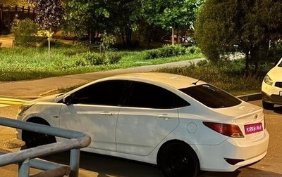 Hyundai Solaris II рестайлинг, 2015 год, 400 000 рублей, 1 фотография