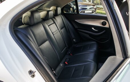 Mercedes-Benz E-Класс, 2019 год, 2 999 000 рублей, 10 фотография