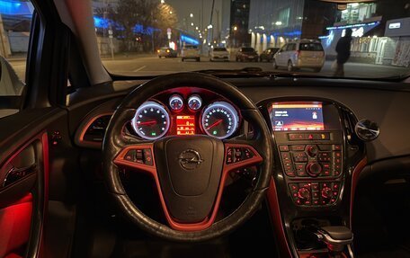 Opel Astra J, 2014 год, 960 000 рублей, 10 фотография