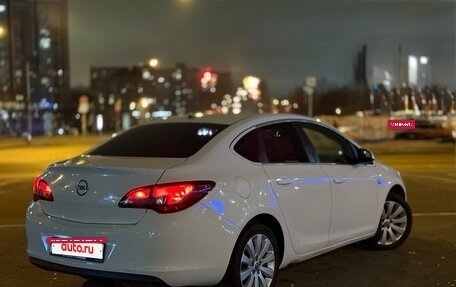 Opel Astra J, 2014 год, 960 000 рублей, 4 фотография