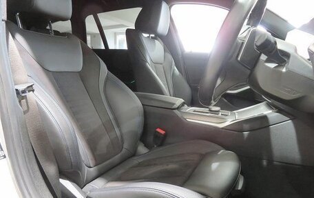 BMW 3 серия, 2022 год, 2 440 005 рублей, 7 фотография