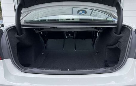 BMW 3 серия, 2018 год, 1 296 000 рублей, 9 фотография