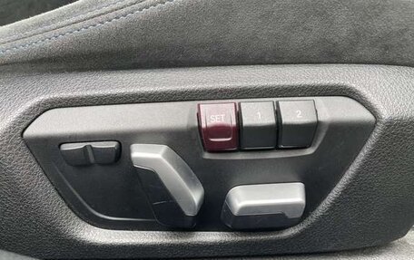 BMW 3 серия, 2018 год, 1 296 000 рублей, 14 фотография