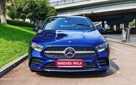 Mercedes-Benz A-Класс, 2021 год, 2 260 000 рублей, 2 фотография