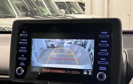 Toyota Yaris, 2022 год, 1 160 586 рублей, 16 фотография