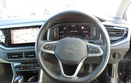 Volkswagen Polo VI (EU Market), 2022 год, 1 380 586 рублей, 12 фотография