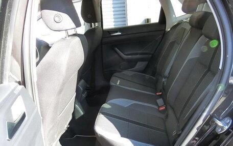 Volkswagen Polo VI (EU Market), 2022 год, 1 380 586 рублей, 28 фотография