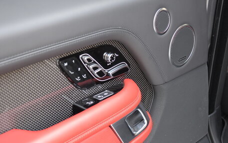 Land Rover Range Rover IV рестайлинг, 2018 год, 11 350 000 рублей, 28 фотография