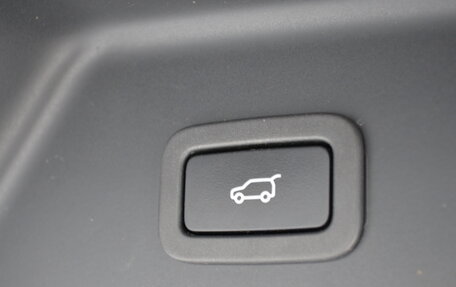 Land Rover Range Rover IV рестайлинг, 2018 год, 11 350 000 рублей, 40 фотография