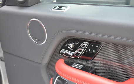 Land Rover Range Rover IV рестайлинг, 2018 год, 11 350 000 рублей, 34 фотография