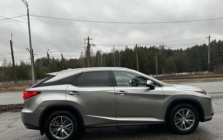 Lexus RX IV рестайлинг, 2017 год, 3 950 000 рублей, 4 фотография