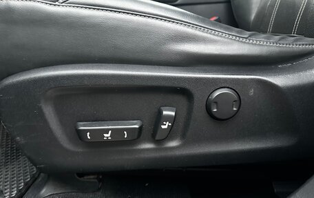 Lexus RX IV рестайлинг, 2017 год, 3 950 000 рублей, 18 фотография