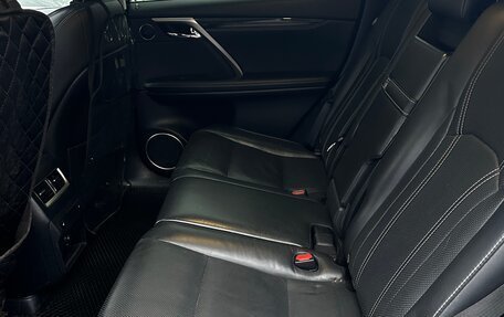 Lexus RX IV рестайлинг, 2017 год, 3 950 000 рублей, 22 фотография