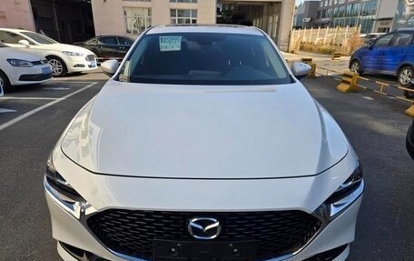 Mazda 3, 2021 год, 1 800 000 рублей, 2 фотография